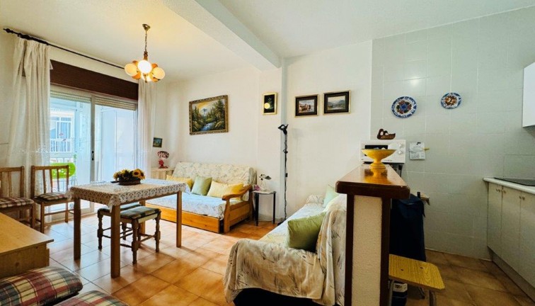 Reventa - Apartamento / piso - La Mata - LA MATA