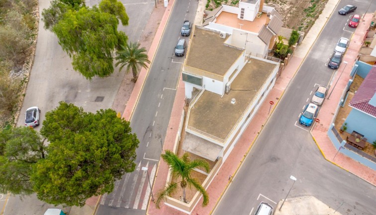 Resale - Chalet - Rojales