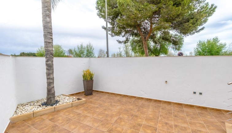 Resale - Chalet - Rojales