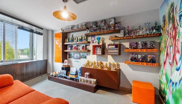 Resale - Chalet - Rojales