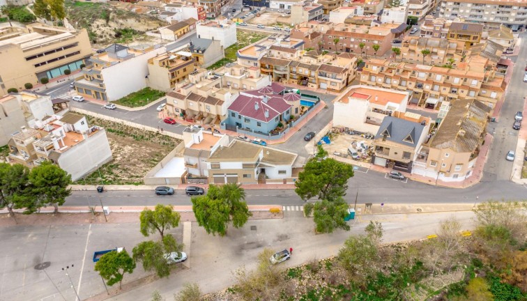 Resale - Chalet - Rojales