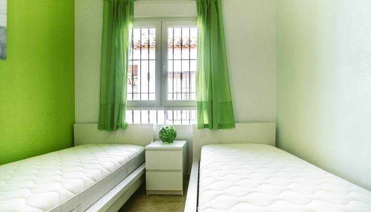 Reventa - Apartamento / piso - Orihuela - Villamartín