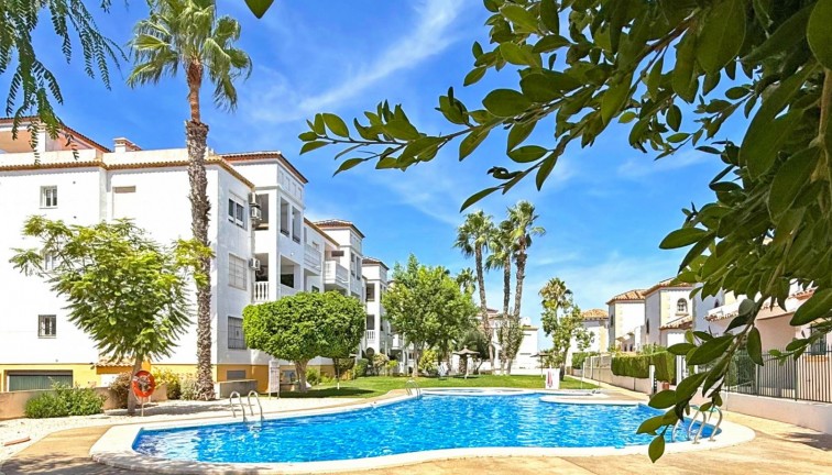 Resale - Apartment - Orihuela Costa - Villamartín