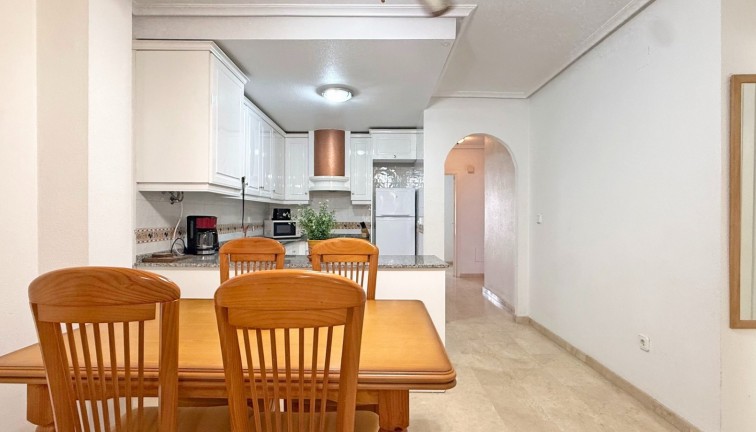 Resale - Apartment - Orihuela Costa - Villamartín