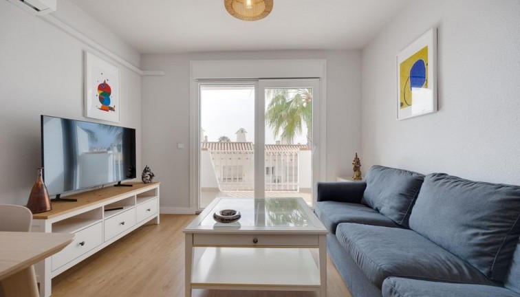 Resale - Apartment - Orihuela Costa - Campoamor