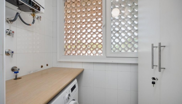 Resale - Apartment - Orihuela Costa - Campoamor