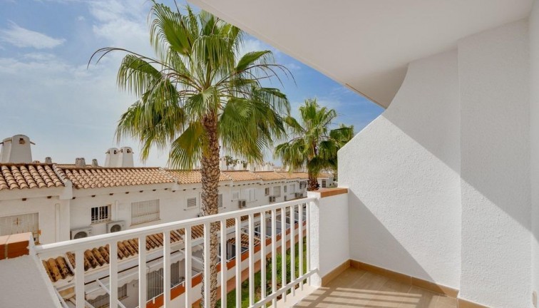 Resale - Apartment - Orihuela Costa - Campoamor