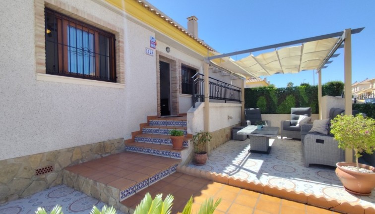 Resale - Chalet - Villamartín