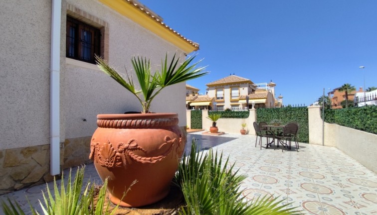 Resale - Chalet - Villamartín