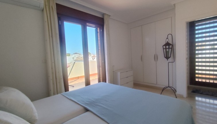 Resale - Chalet - Villamartín