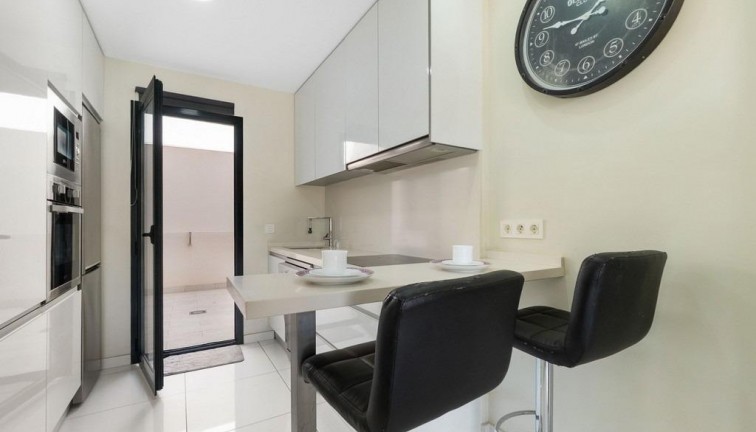 Återförsäljning - Lägenhet - Orihuela Costa - Los Altos