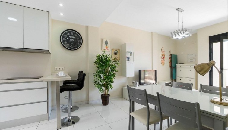 Återförsäljning - Lägenhet - Orihuela Costa - Los Altos