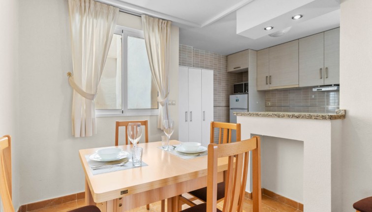 Återförsäljning - Lägenhet - Torrevieja - El Molino