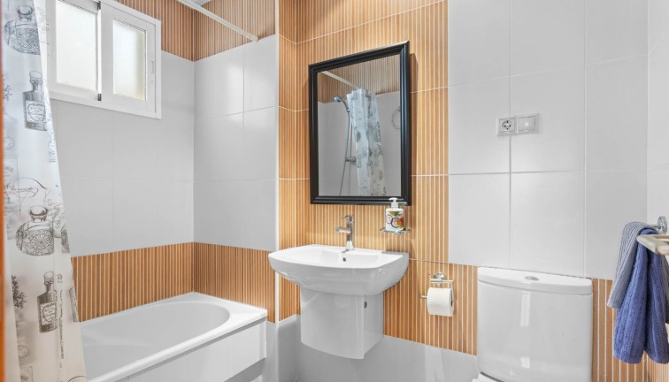 Återförsäljning - Lägenhet - Torrevieja - El Molino