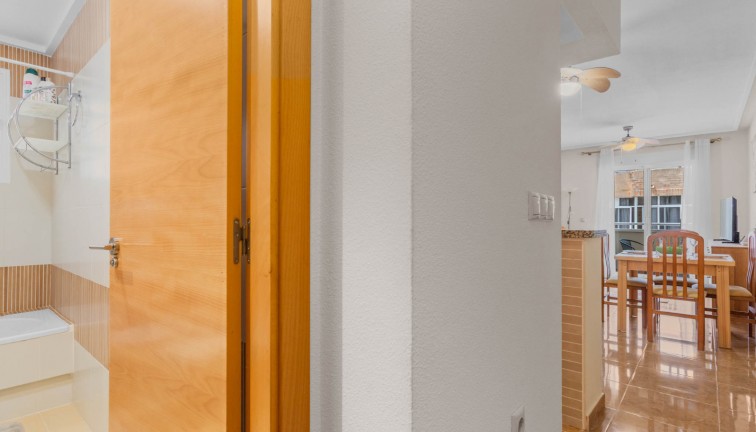 Reventa - Apartamento / piso - Torrevieja