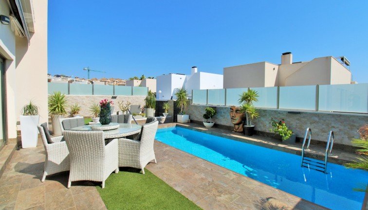 Resale - Chalet - Villamartín