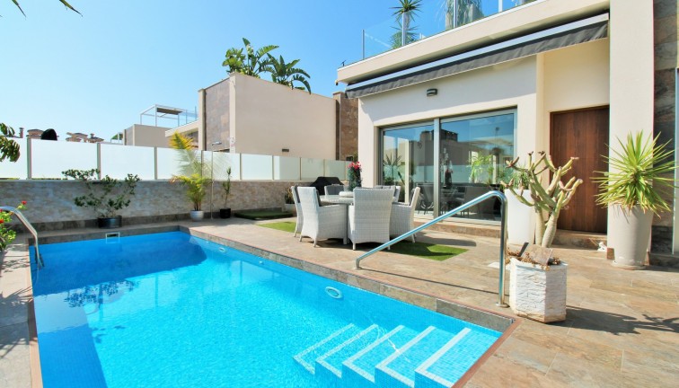 Resale - Chalet - Villamartín