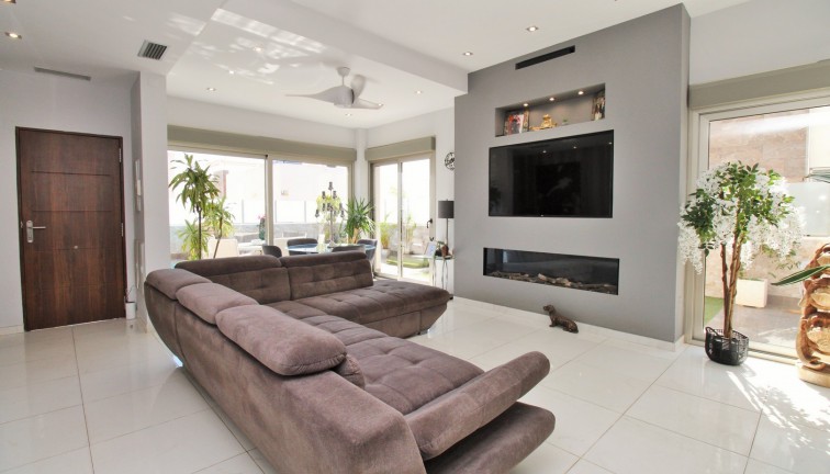 Resale - Chalet - Villamartín