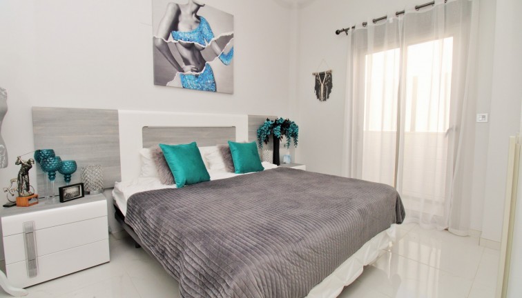 Resale - Chalet - Villamartín