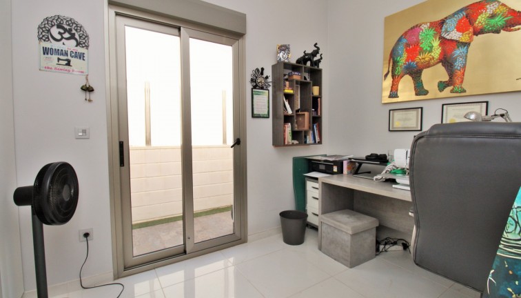 Resale - Chalet - Villamartín