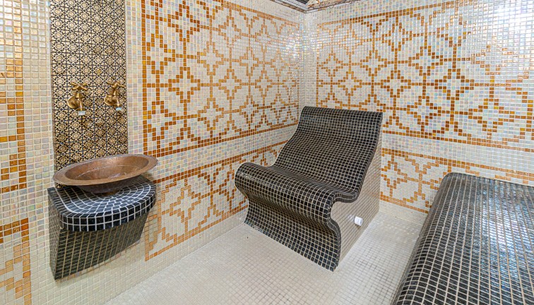 Jälleenmyynti - Erillistalo - La Mata - LA MATA