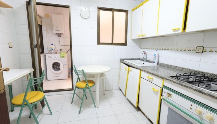 Resale - Apartment - Torrevieja - Playa del Cura