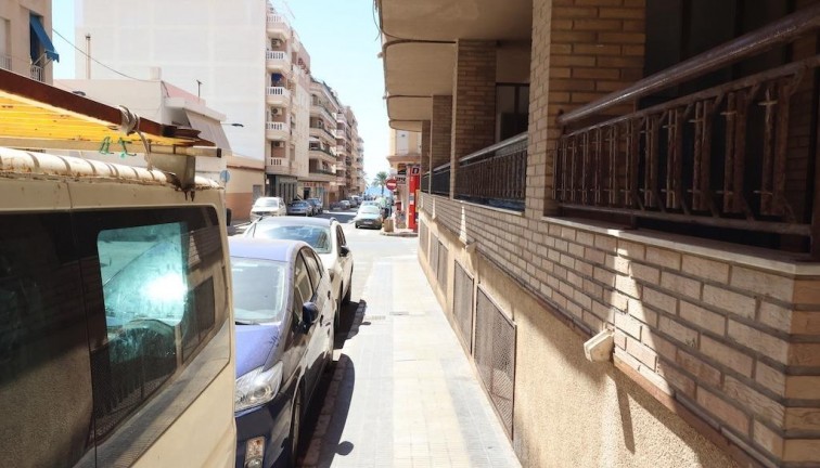 Resale - Apartment - Torrevieja - Playa del Cura