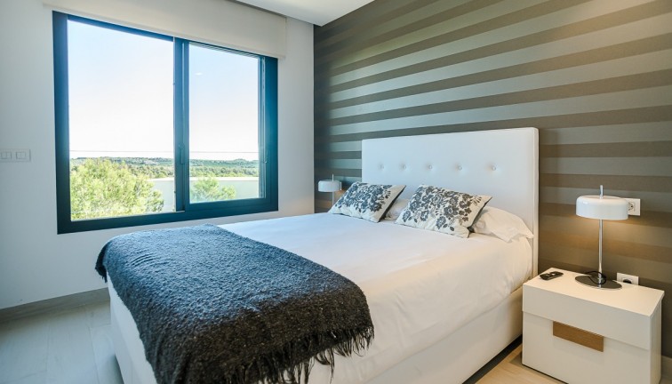 Resale - Apartment - Las Colinas