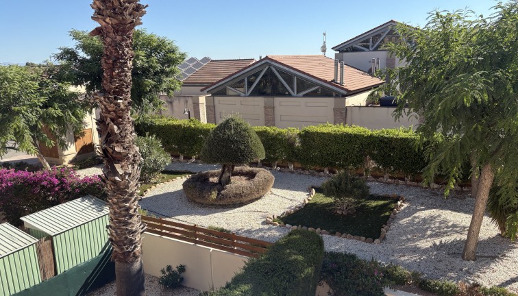 Resale - Bungalow - La Finca Golf