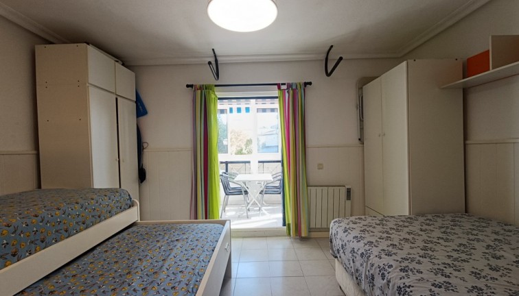 Återförsäljning - Studio - Torrevieja