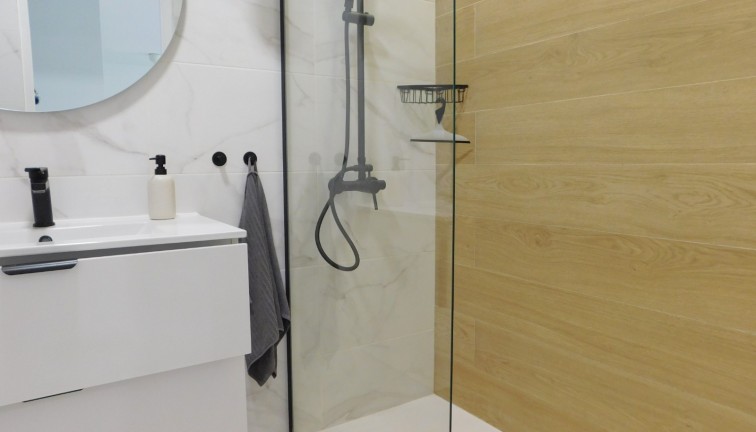 Reventa - Apartamento / piso - Torrevieja