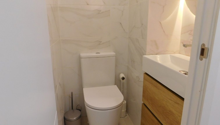 Reventa - Apartamento / piso - Torrevieja