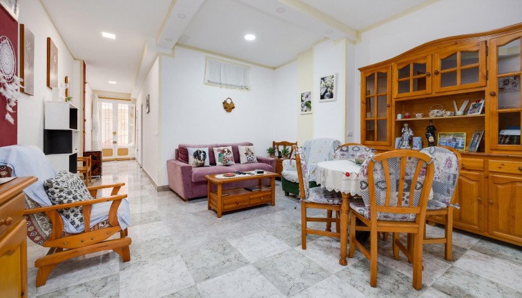 Återförsäljning - Lägenhet - Torrevieja