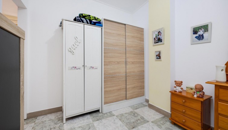 Återförsäljning - Lägenhet - Torrevieja