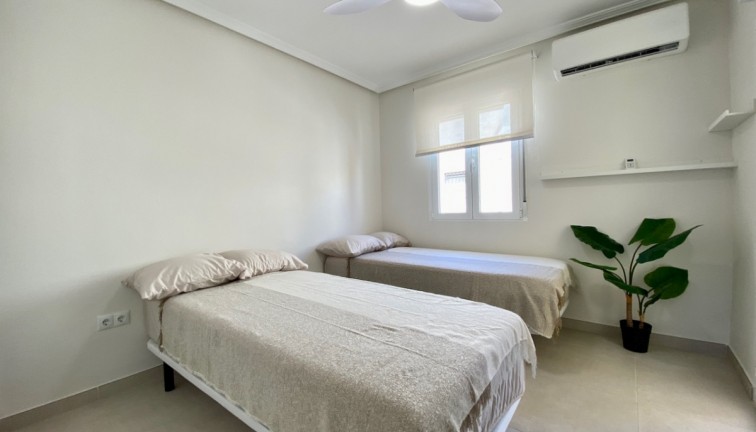 Reventa - Casa adosada - Orihuela Costa - Playa Flamenca