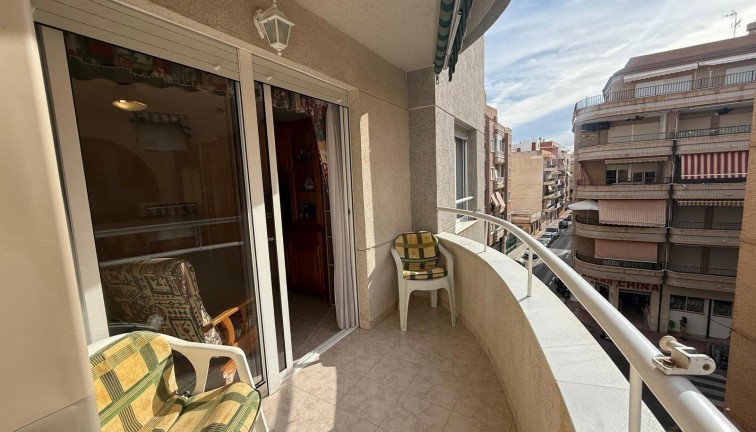 Återförsäljning - Lägenhet - Torrevieja