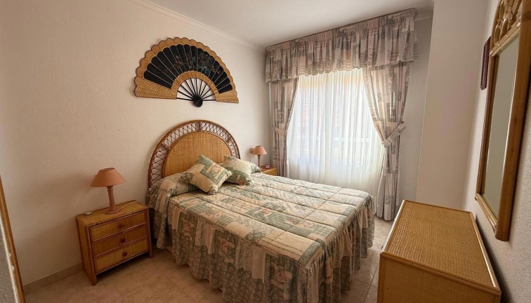 Återförsäljning - Lägenhet - Torrevieja