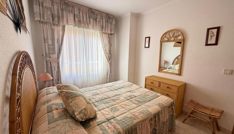 Återförsäljning - Lägenhet - Torrevieja