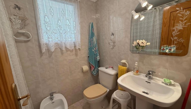 Återförsäljning - Lägenhet - Torrevieja