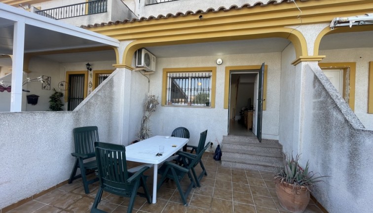 Återförsäljning - Parhus/Radhus - Daya Nueva