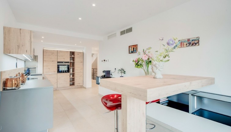 Återförsäljning - Vila - Palma - SON VIDA