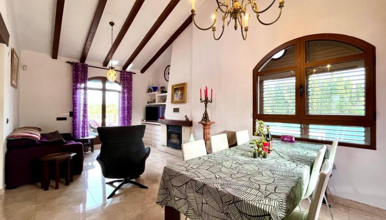 Resale - Chalet - Villamartín