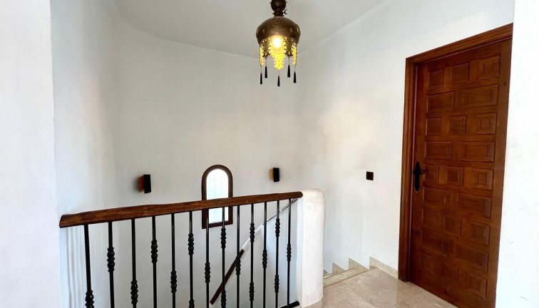 Resale - Chalet - Villamartín