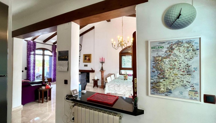 Resale - Chalet - Villamartín