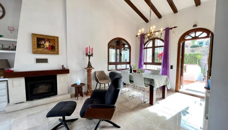 Resale - Chalet - Villamartín