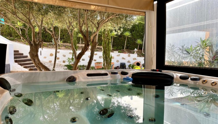 Resale - Chalet - Villamartín