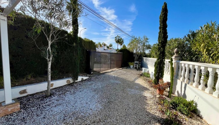 Resale - Chalet - Villamartín