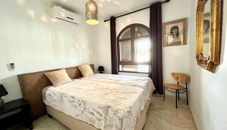 Resale - Chalet - Villamartín