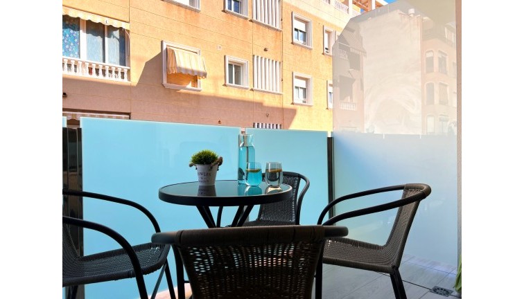 Reventa - Apartamento / piso - Torrevieja - Playa del Cura