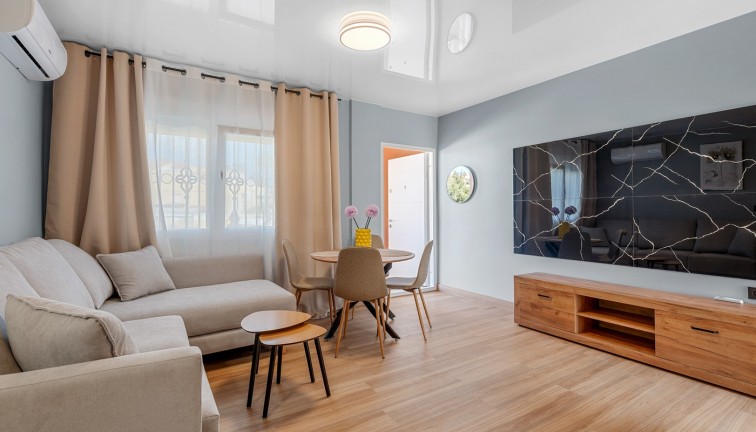 Resale - Apartment - San Miguel de Salinas